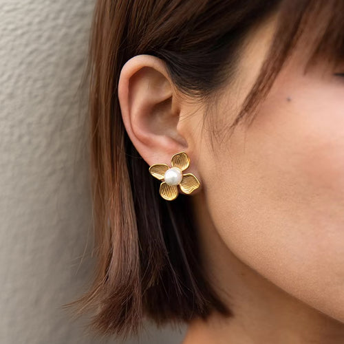 Flower Pearl Earrings