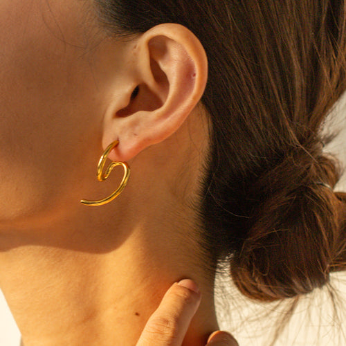 Oli Hoop Earrings