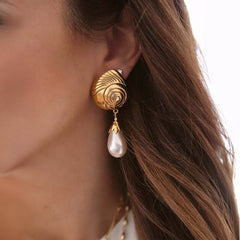 Iris Pearl Earrings
